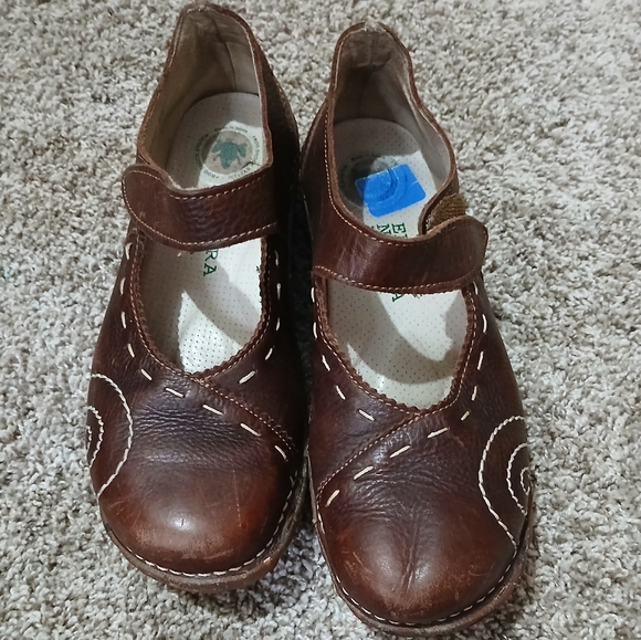 EL natura lista Brown Leather Dress Shoes with Decorative Strap - Picture 4 of 6